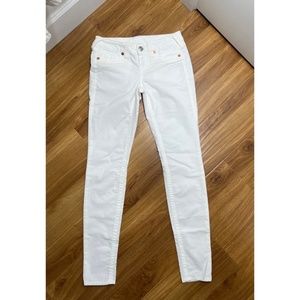 True Religion White Shannon Stretch Corduroy Size 26/2 - Practically New